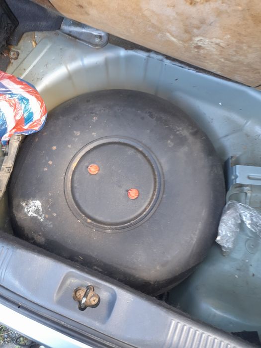 Nissan almera 1.8i на части