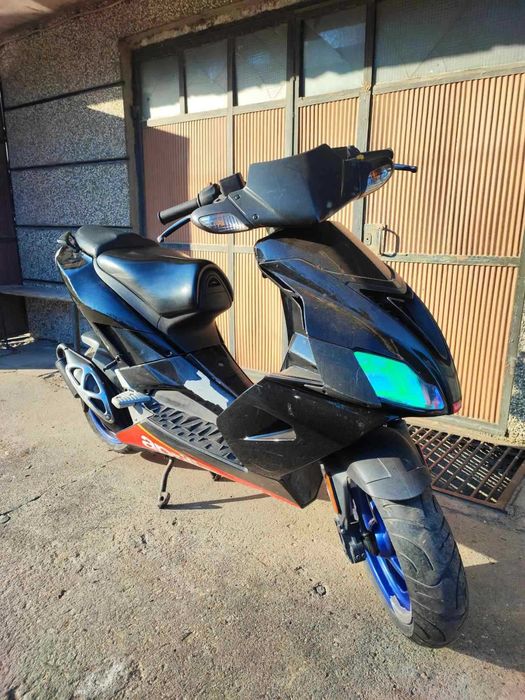 Aprilia SR 50 R Factory