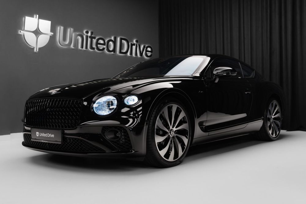 Bentley Continental 2024 benzină, 219.557 € — imagine 1
