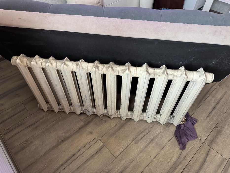 Чугунная батарея 12 секций