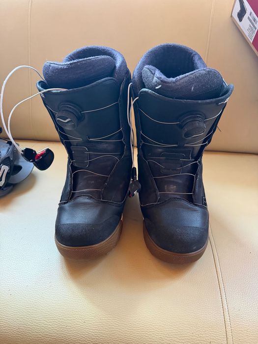 Vând boots VÂNS Aura pro 44