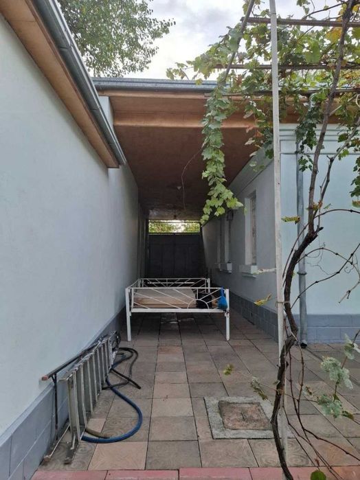 Продаю участок 4 соток 6 комната. ЯНГИАБАД