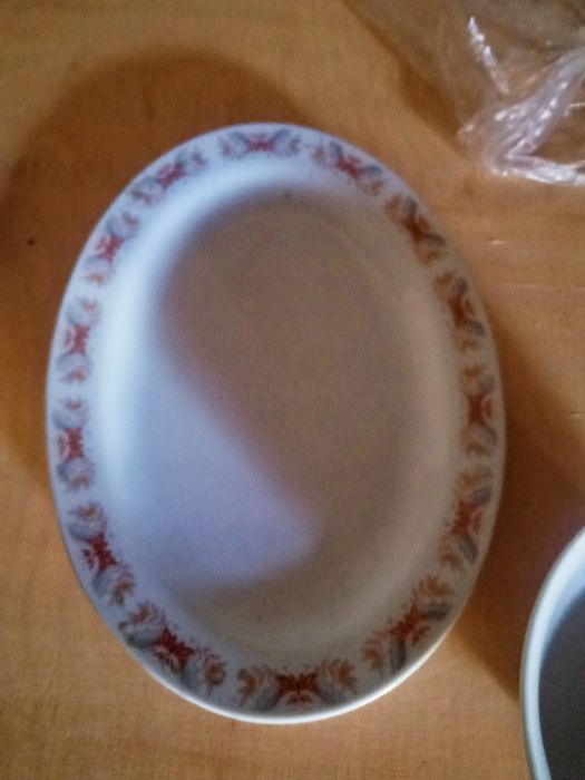Продам тарелки б/у