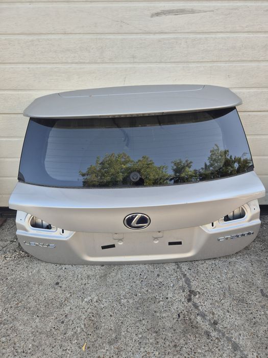 Haion Lexus CT200H. 2010-2014.