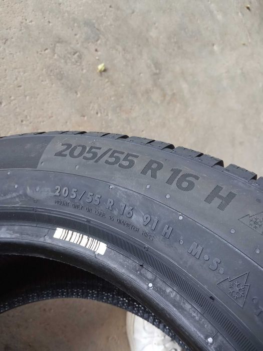 2 Нови зимни гуми 205/55 R16 Continental WC TS860S * SSR RUNFLAT 91H