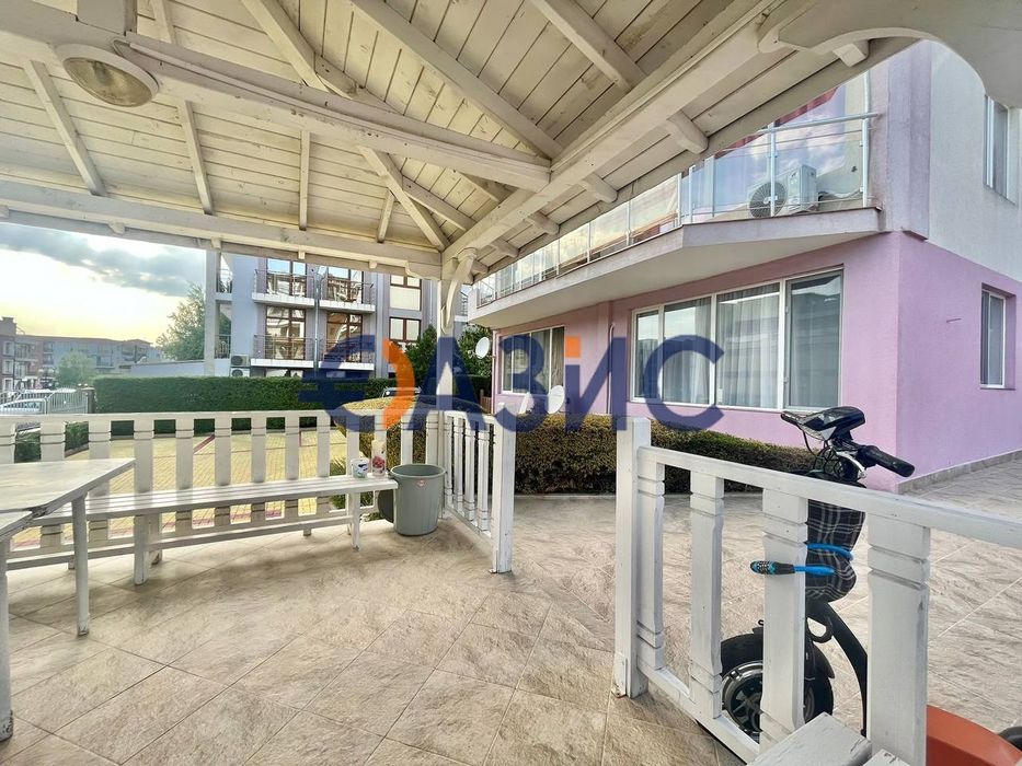 Продава се Тристаен апартамент в Свети Влас - 136 кв.м за 1350 €/кв.м - Снимка #4