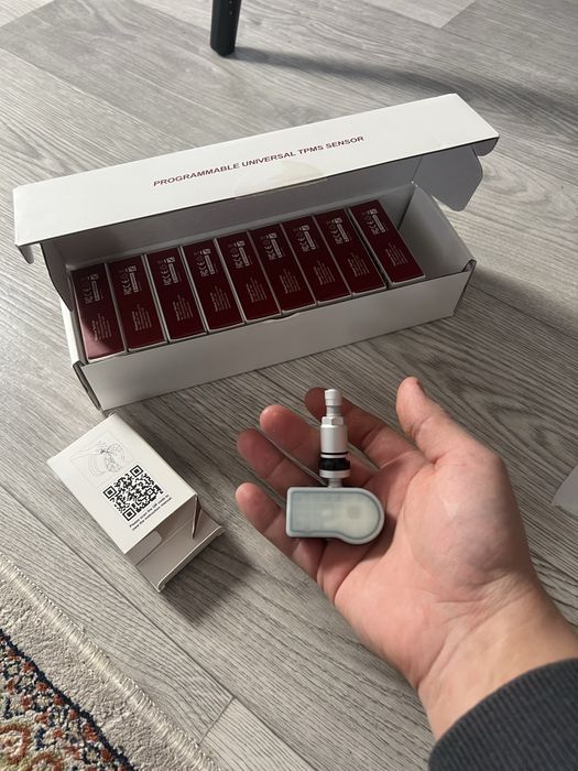 Установка датчиков давления в шинах, датчики давлания TPMS