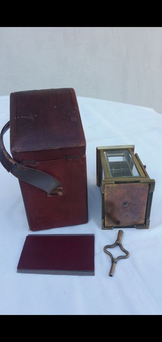 Ceas Antik de Semineu