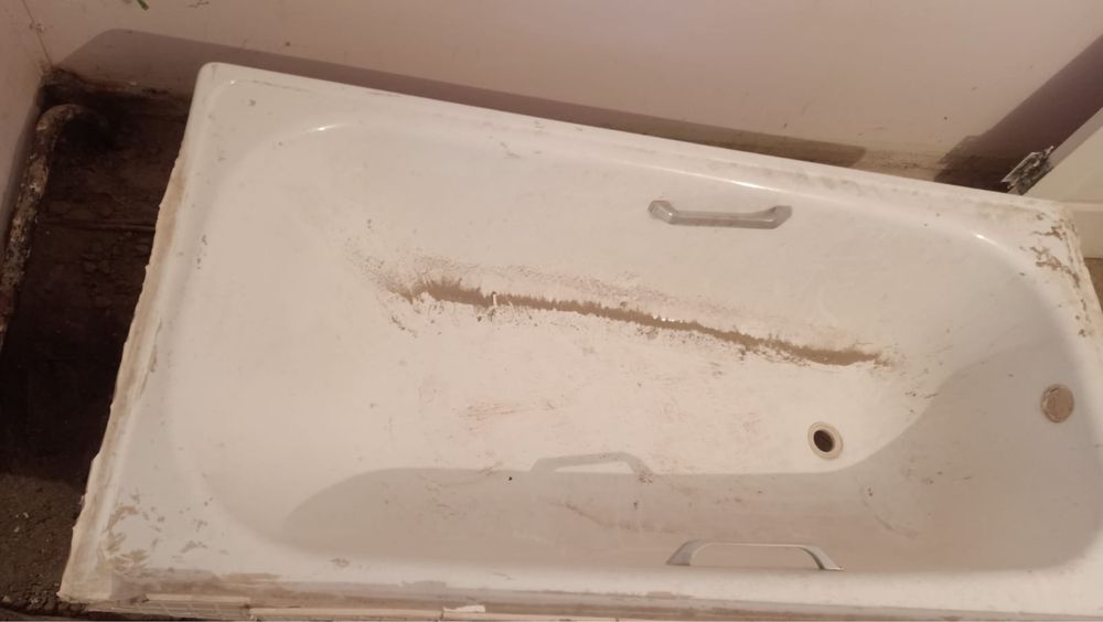 Продам ванну б/у