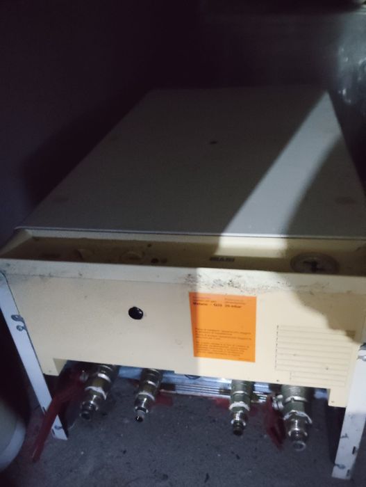 Vând Centrală Biasi