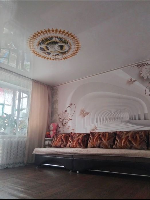 Продам 2 комнатную квартиру