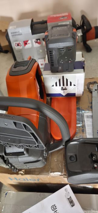 Хусварна резачка на батерия една батерия бонус