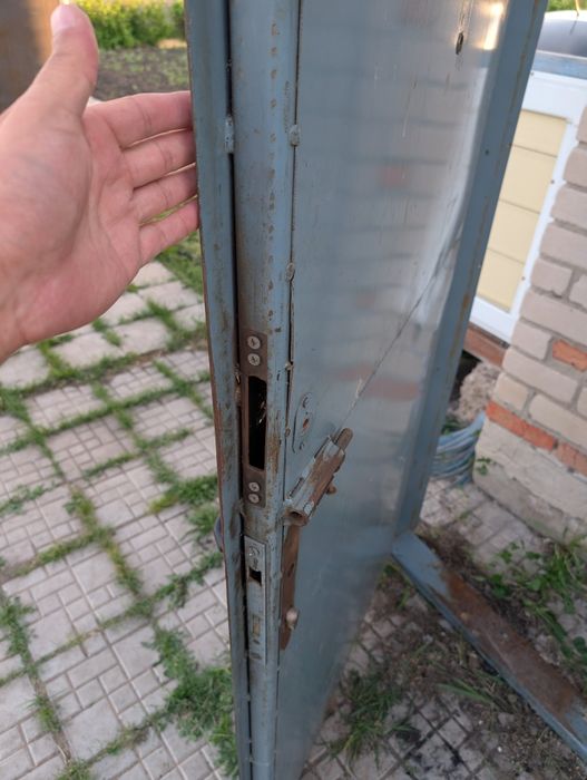 Металлическая входная дверь / калитка / техдверь