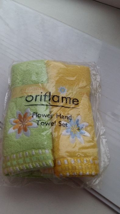 Салфетки и полотенце