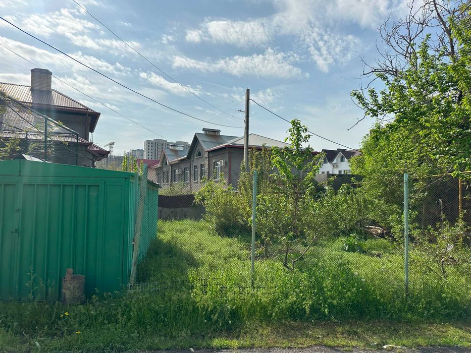 Продаётся свой участок(дом) под строительство 3,71 соток