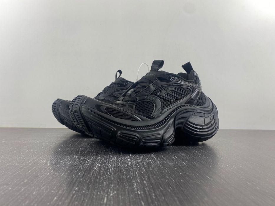 Balenciaga 10xl 2024