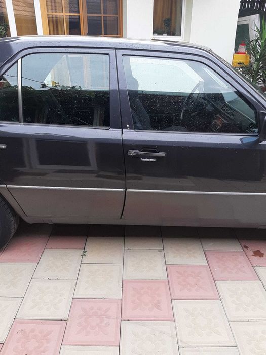 Mercedes Benz W124