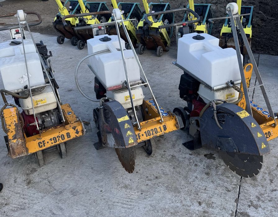 Inchiriez mai compactor picior berbec, placa compactoare, drujba asfalt, MTR