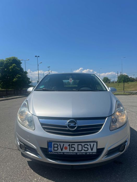 Opel Corsa D 1.2 Benzină–cutie automată Easytronic–107.000 km reali