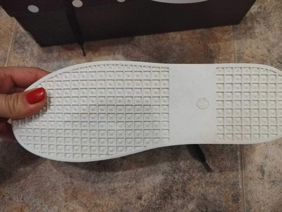 Дамски обувки, номер 40