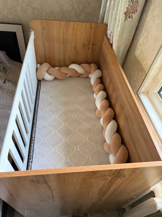 Срочно продаю детскую кроватку