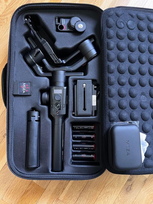 Moza Air 2 Gimbal - стабилизираща система за FULL FRAME апарати