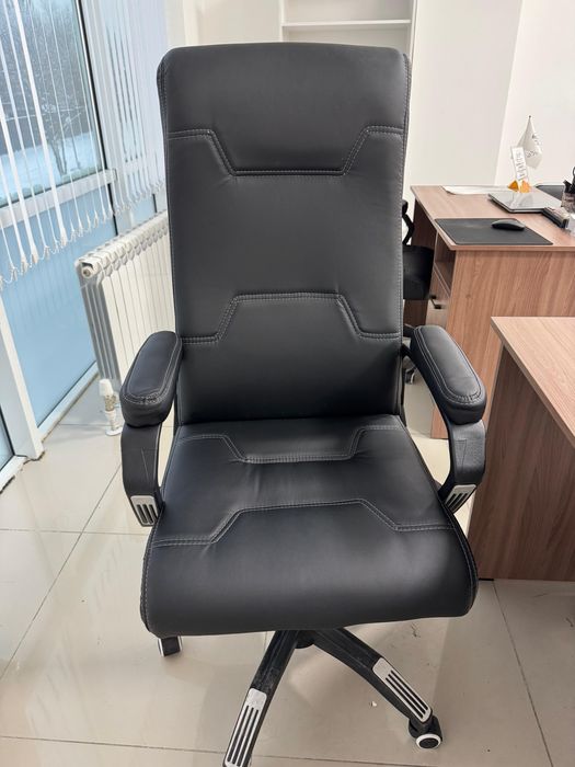 Продам офисную мебель