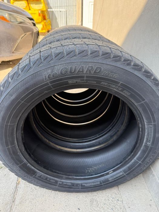 Шины  215/60/17   YOKOHAMA