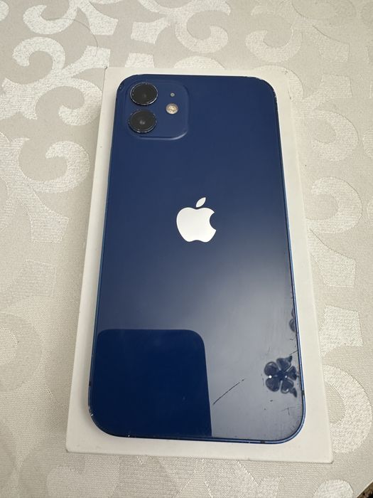 Синий Iphone 12, 64gb