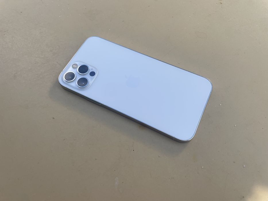 iPhone 12 Pro ••256GB•• //iOS 26.2// „Silver“