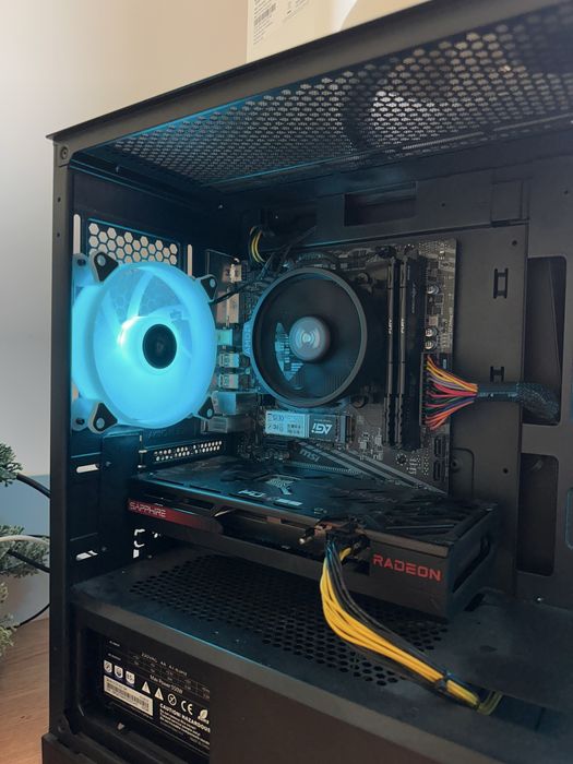 Pc gaming recent reconditionat