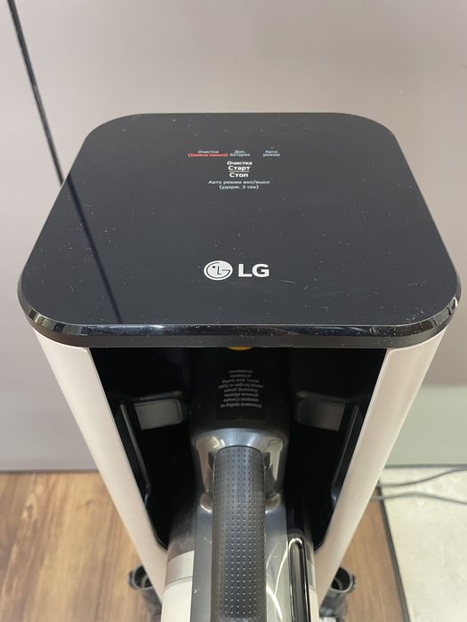 Продам вертикальный пылесос LG Клининг Станция A9T-ULTRA