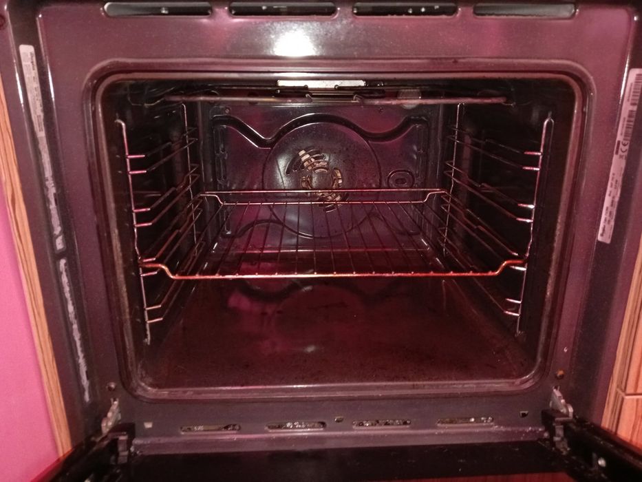 Вградена фурна Whirlpool