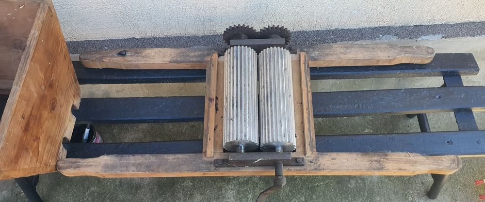 Zdrobitor manual pentru struguri
