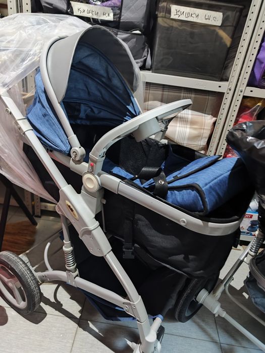 Продам большую коляску Adil в отличном состоянии + сумка в комплекте
