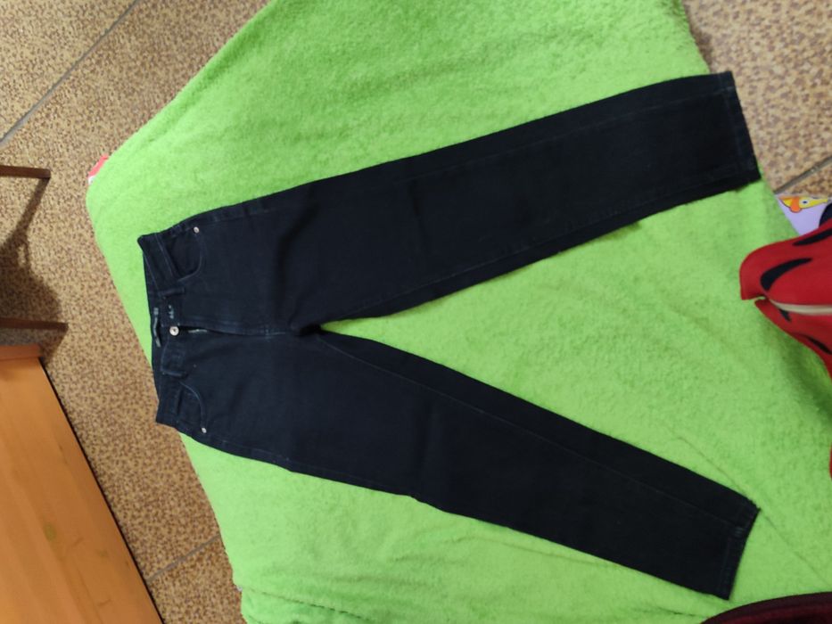 Джинсы 28-29 размер