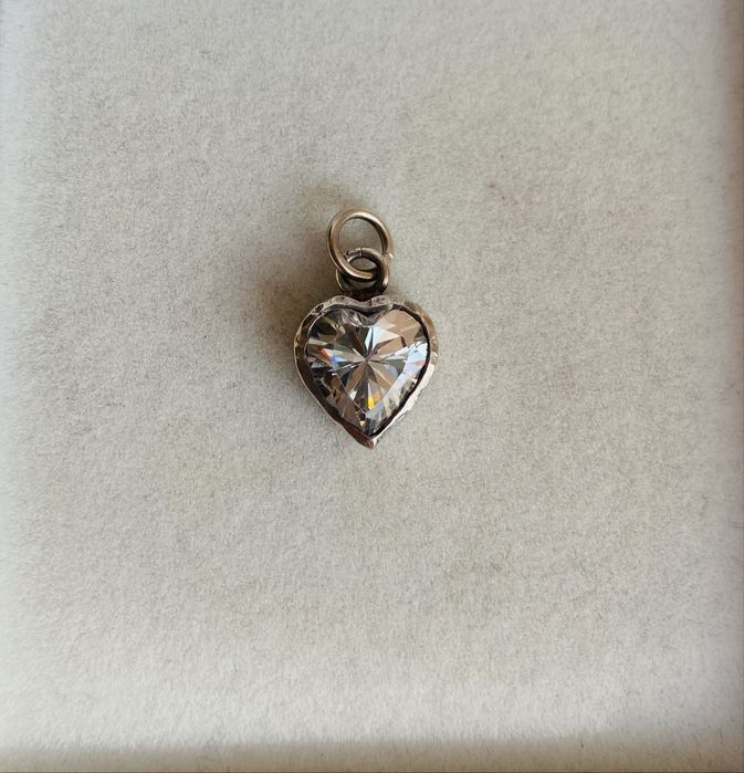Pandantiv din argint in forma de inima cu Swarovski cubic zirconia