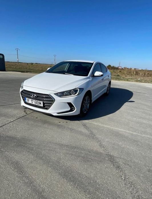 Hyundai Elantra  127k km reali!