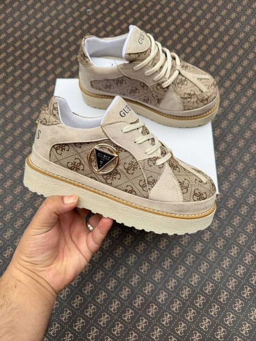 Adidași dama Guess 36-40