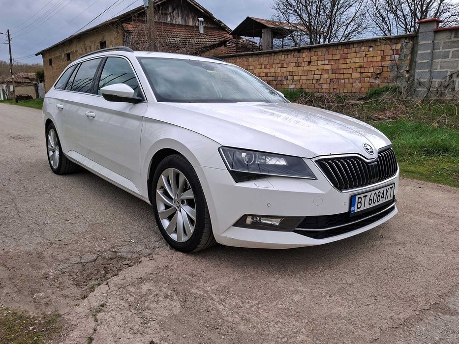 Skoda Superb 1.6TDI Отлично състояние*Здрав*Поддържан