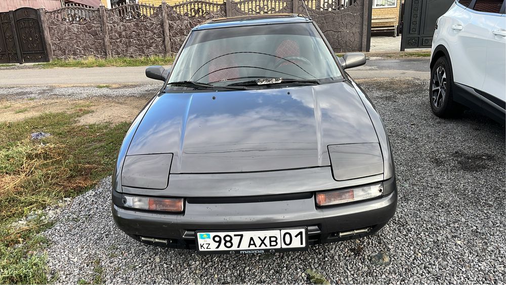 Продам мазду 323