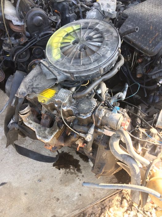 Матор Опел Вектра 1,8 корбиратор