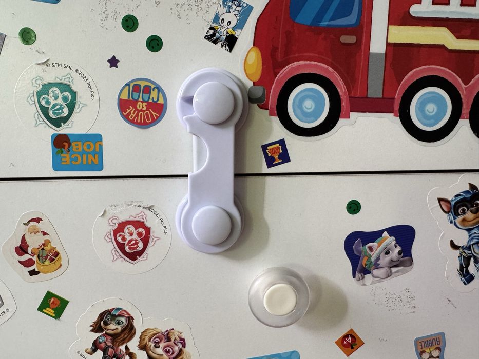 Детски креват със 2бр. шкафчета