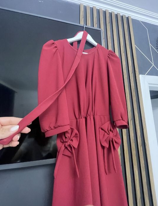 Rochie roșie eleganta