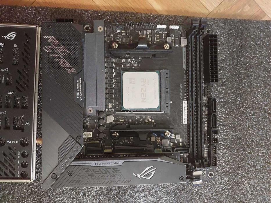 AMD Ryzen 7 5700X3D + Asus ROG StriX X570-i Gaming Wi-Fi