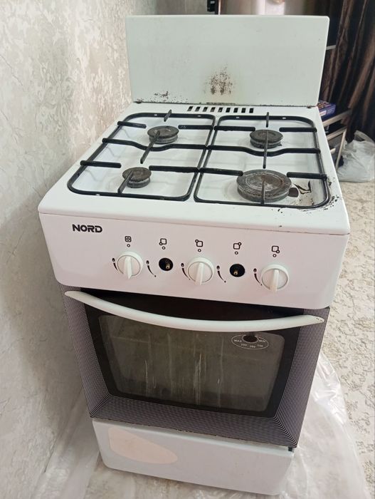 Gaz plita sotiladi 400 ming so‘m