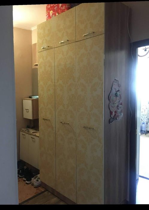 Шкаф(плательный)