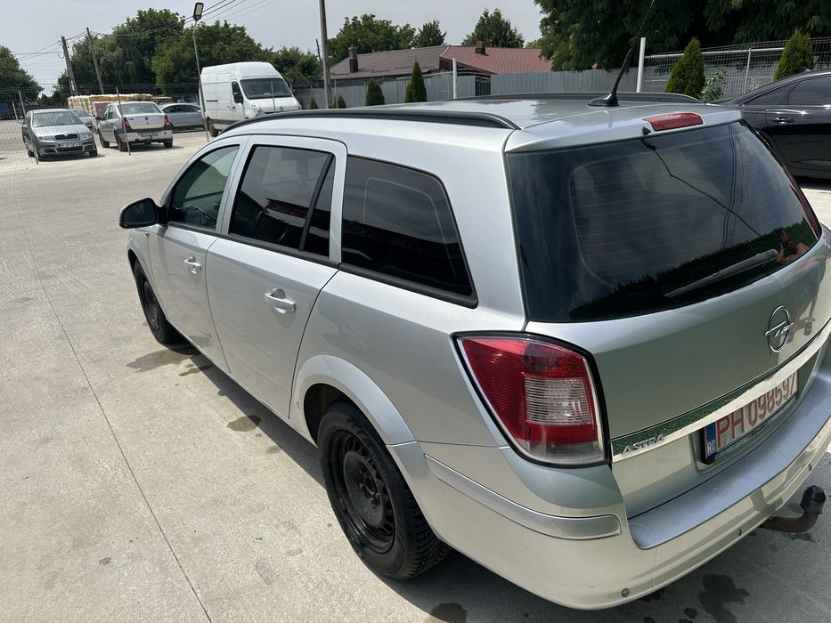 Opel astra h 2010 1.7 cdti