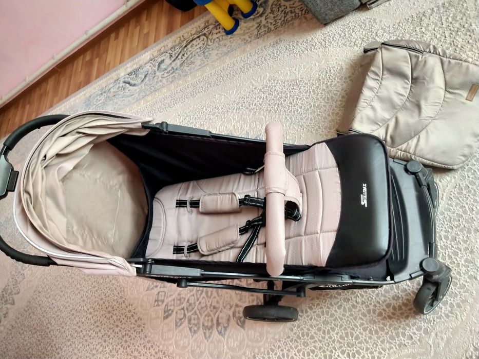 Коляска за 30000 тг