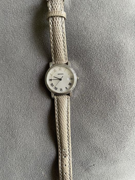 дамски часовник, швейцарски - Докса